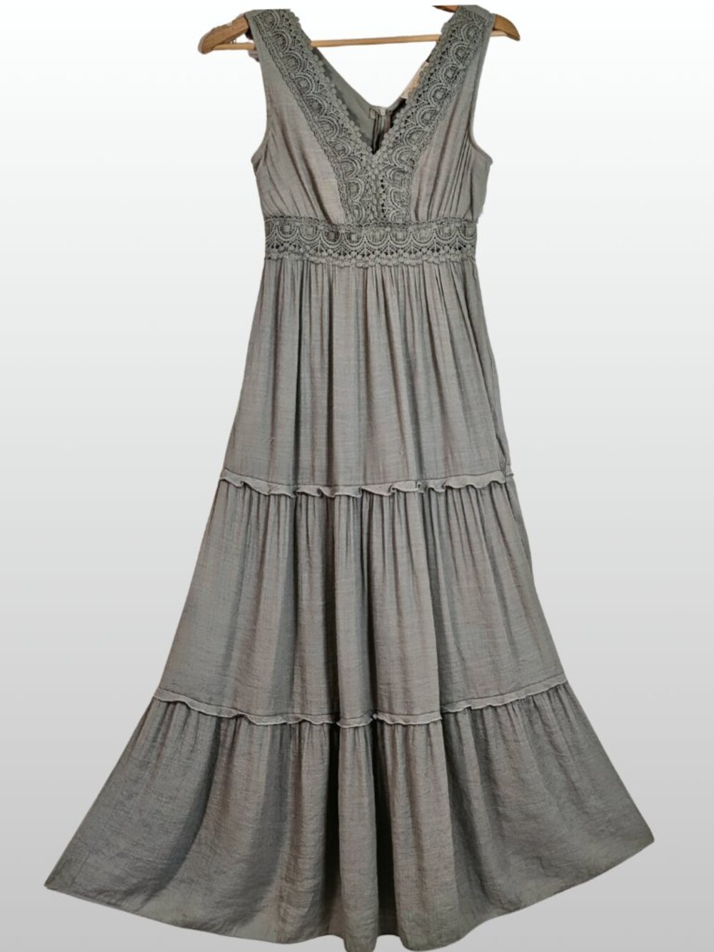 Rebellion Sage Crochet Lace Sleeveless Tiered Maxi Dress S Boho Cottagecore EUC - Picture 2 of 13